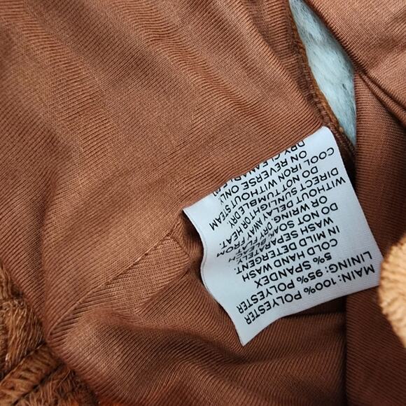 NEW Rumer The Label Tropez Rust Lace Crop Top Camisole Asymmetric Lace Trim - Picture 8 of 13